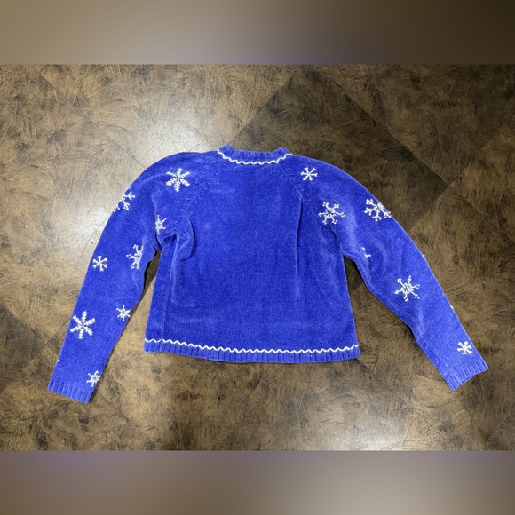 Catherine Stewart Snowflake sweater. Small - Picture 3 of 3
